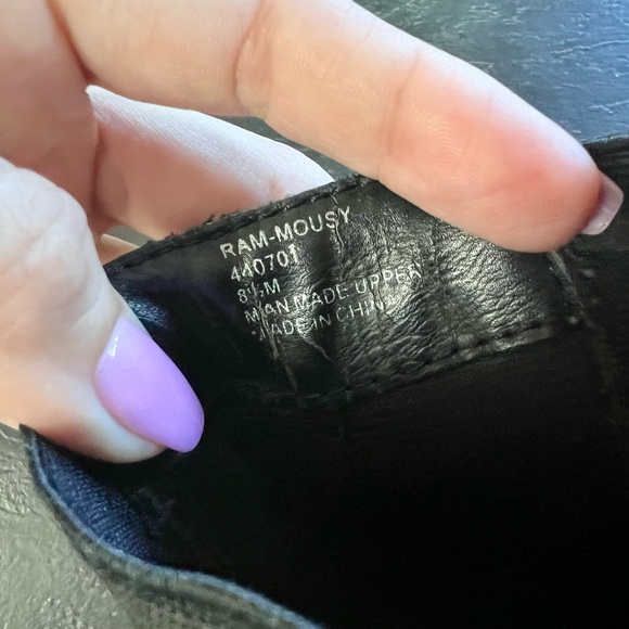 Short Faux Leather Black Wedge Heel short Booties. Size 8.5. Easy on/off - Picture 10 of 17